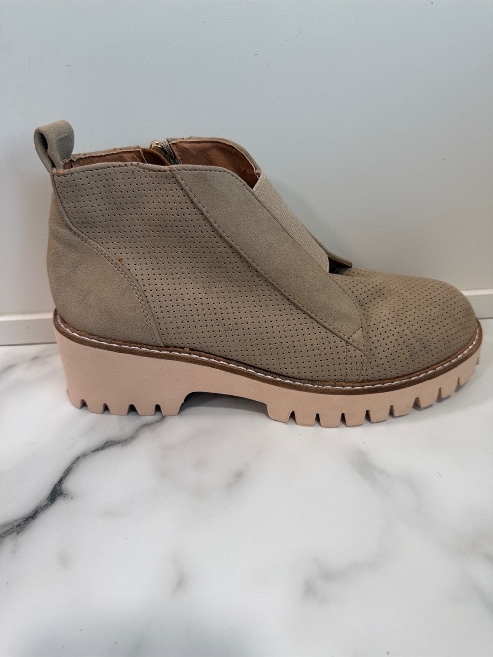 CCOCCI Wedge Tan Sneakers. Size 5.5
